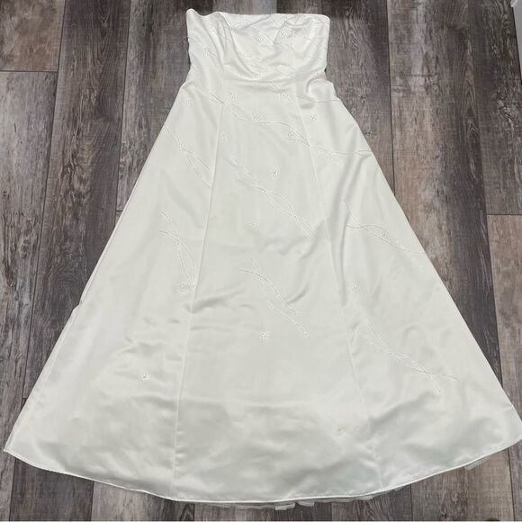 Niki by Niki Livas Strapless Formal Floor Length Dress Off White Size 10 - Picture 13 of 16